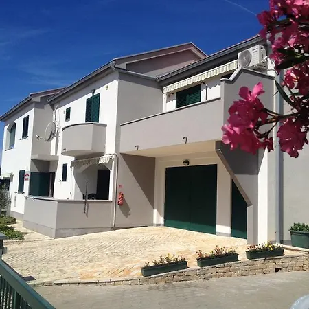 Apartmán Flanell Vir